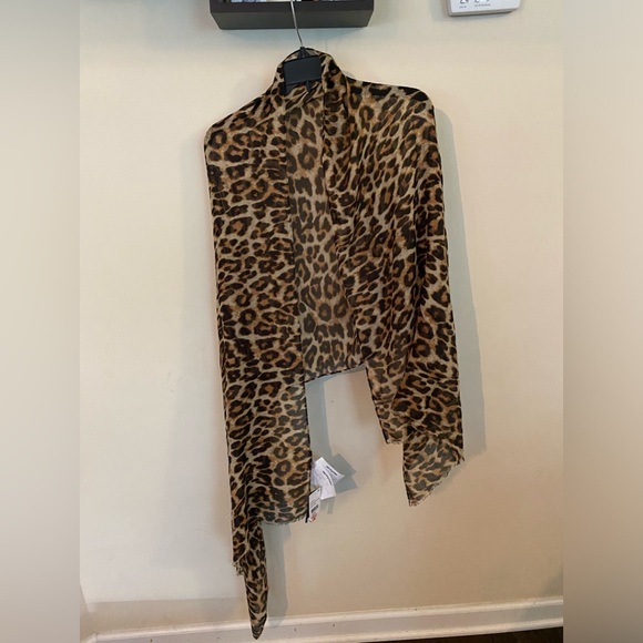 New Large Lepord Print Brown Carmel Wrap - Picture 3 of 6